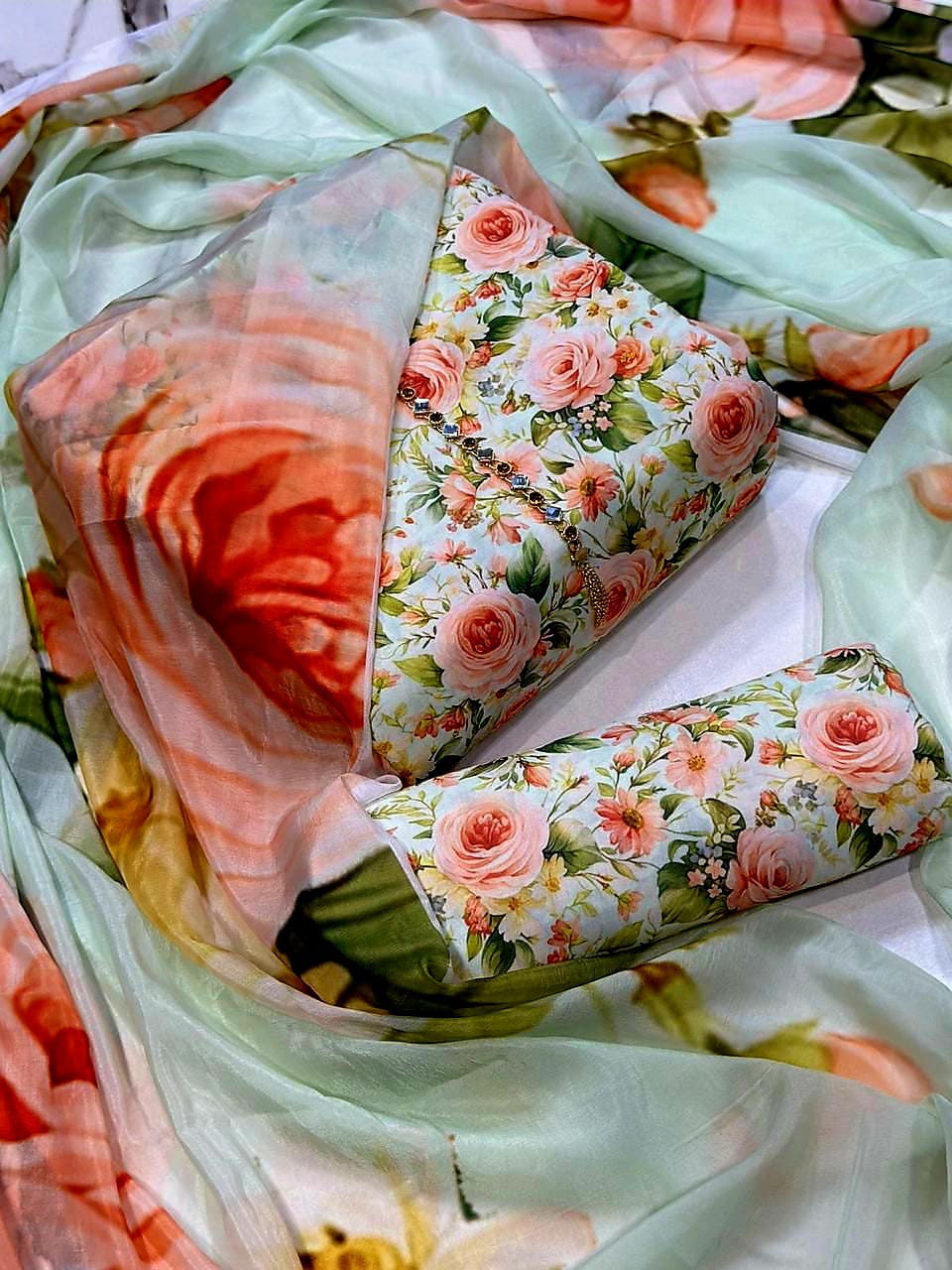 FLORAL DIGITAL SWISS LAWN