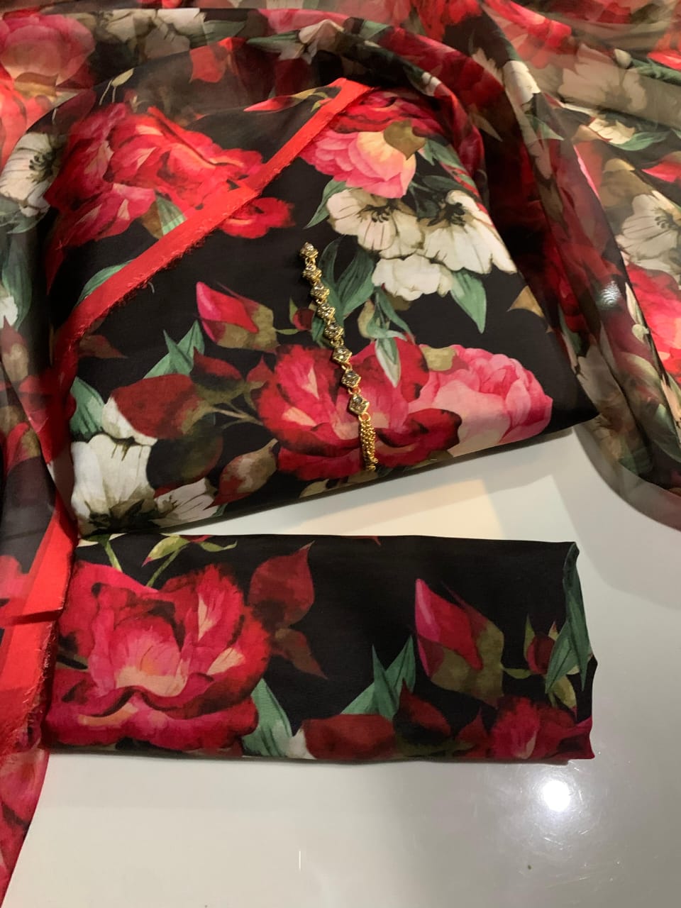 FLORAL DIGITAL SWISS LAWN